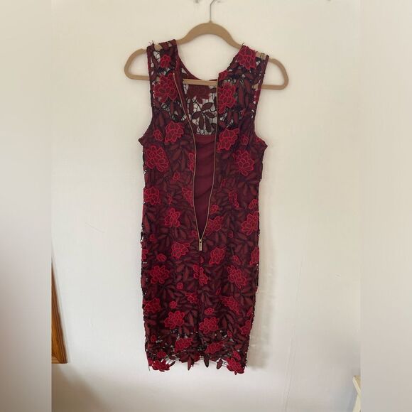Calvin Klein embroidered shift dress size 8 - Picture 6 of 8
